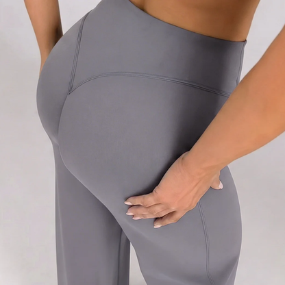 Ascend™ Flare Leggings