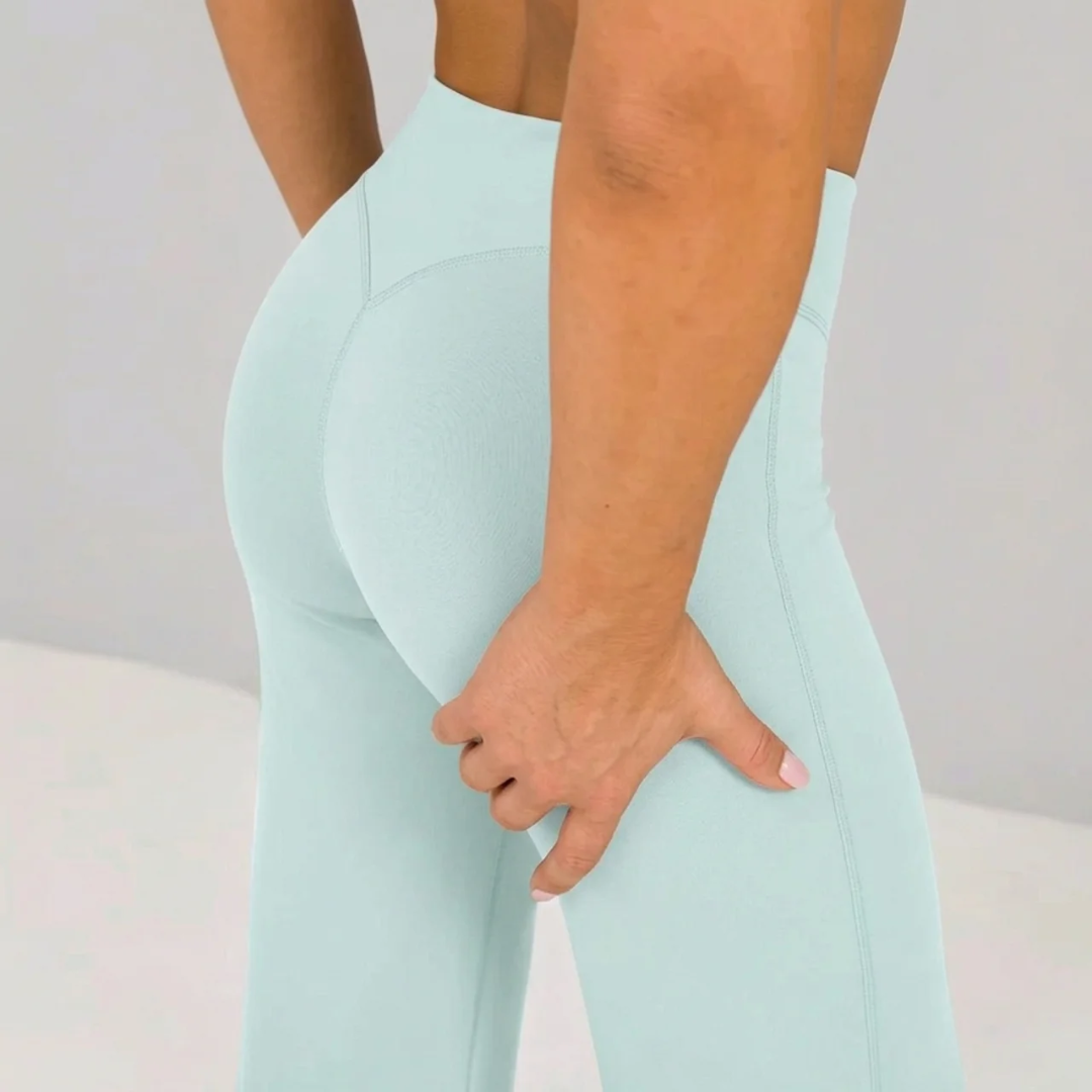 Ascend™ Flare Leggings