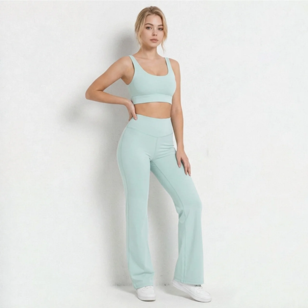 Ascend™ Flare Leggings