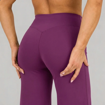 Ascend™ Flare Leggings