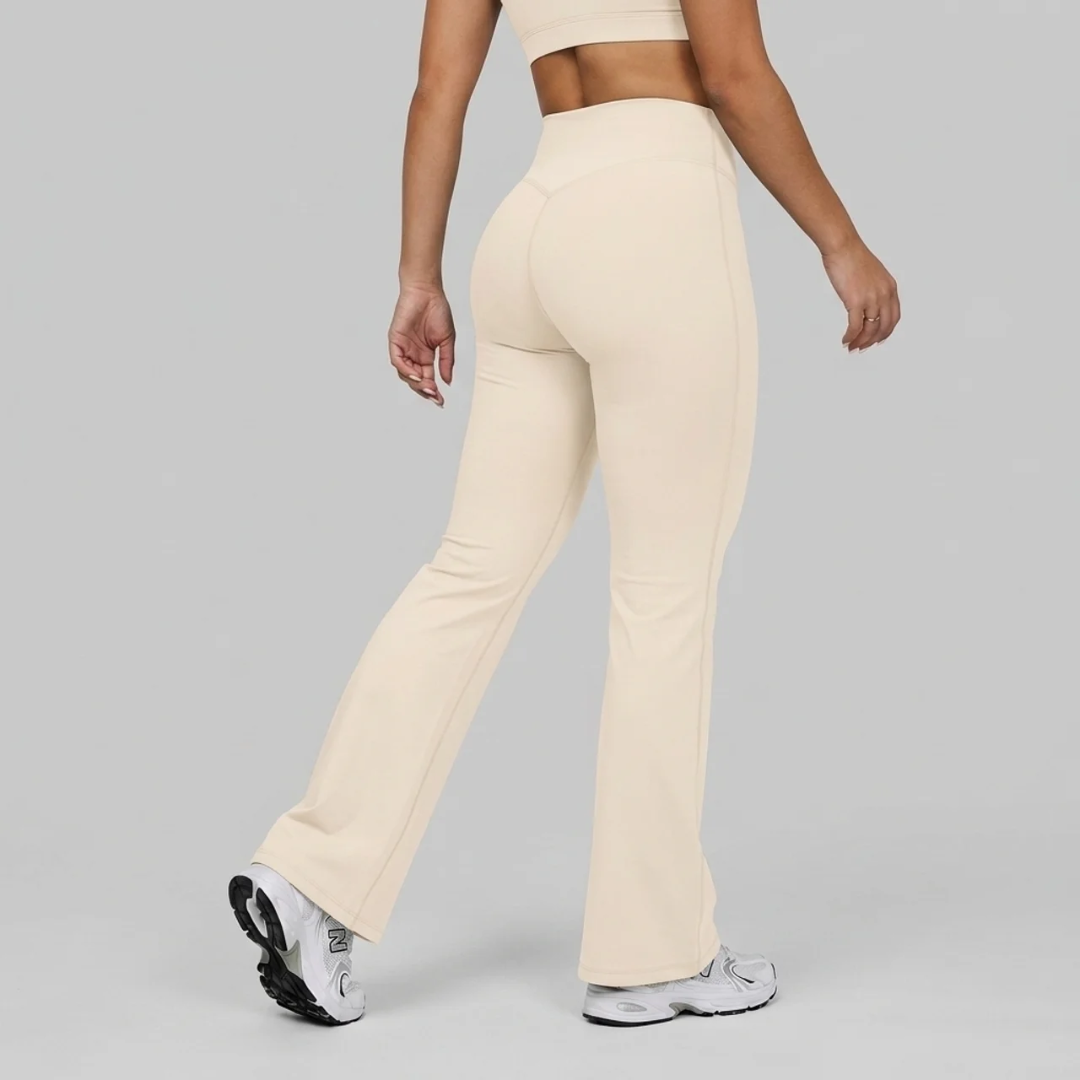 Ascend™ Flare Leggings